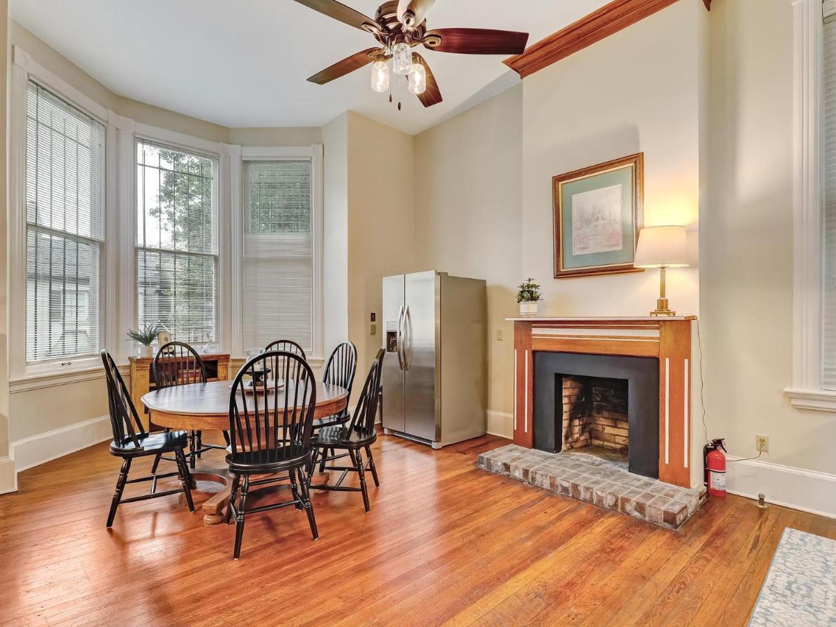 Parlor On Lafayette Villa Savannah Exterior photo
